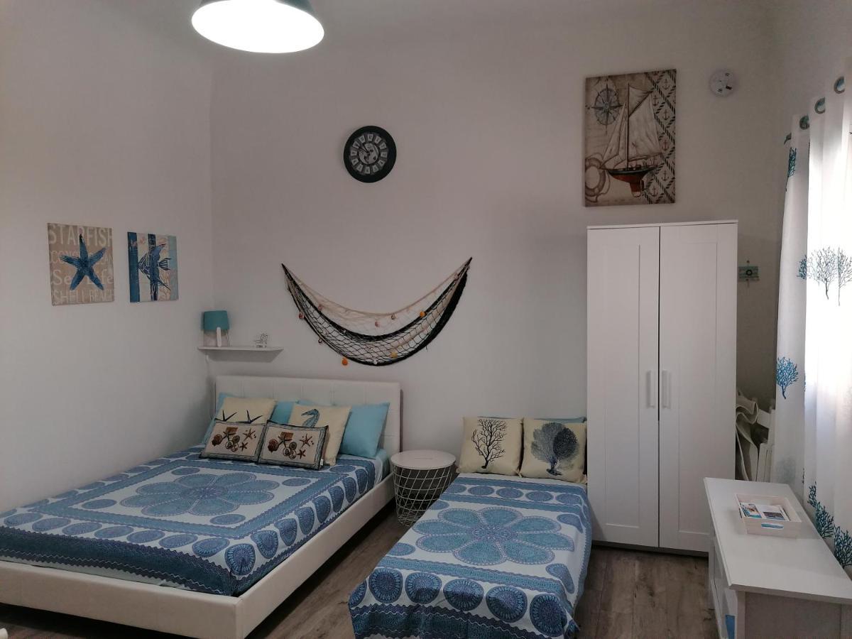 Blue Cottage Monolocale Centro Шака Екстериор снимка
