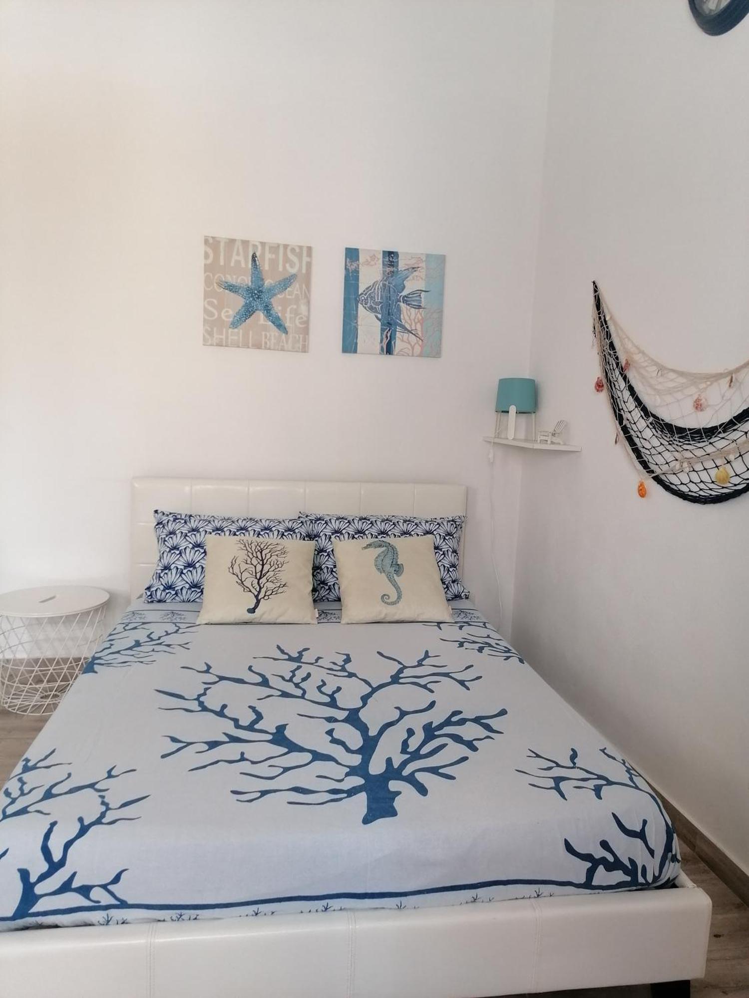 Blue Cottage Monolocale Centro Шака Екстериор снимка