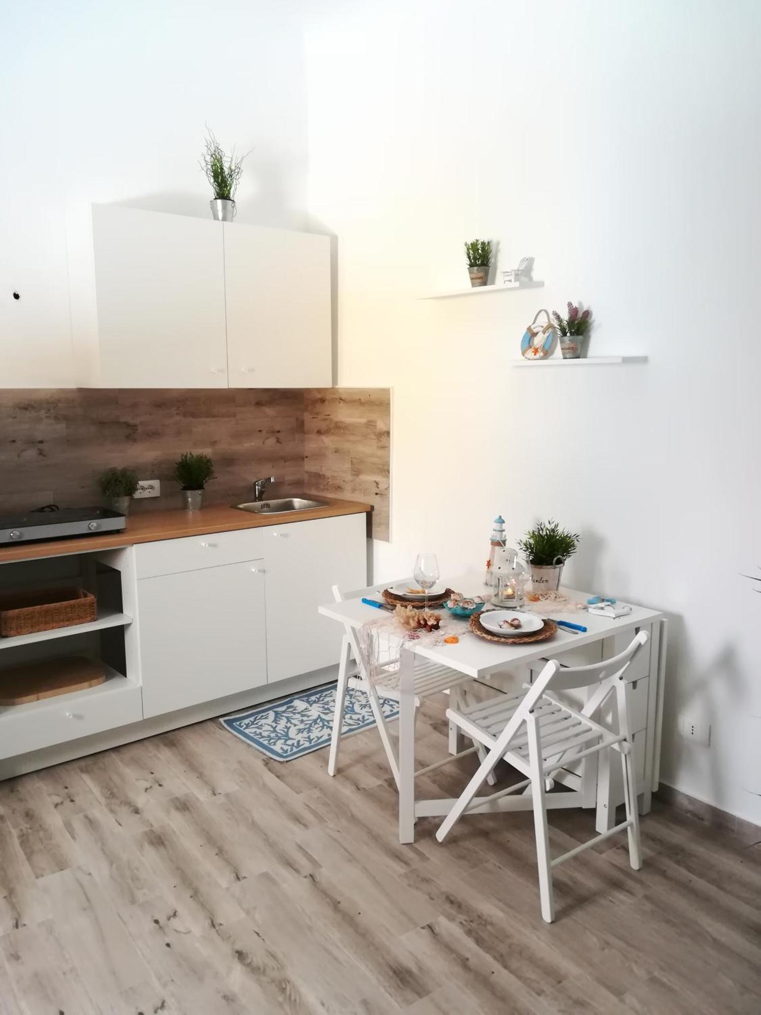 Blue Cottage Monolocale Centro Шака Екстериор снимка
