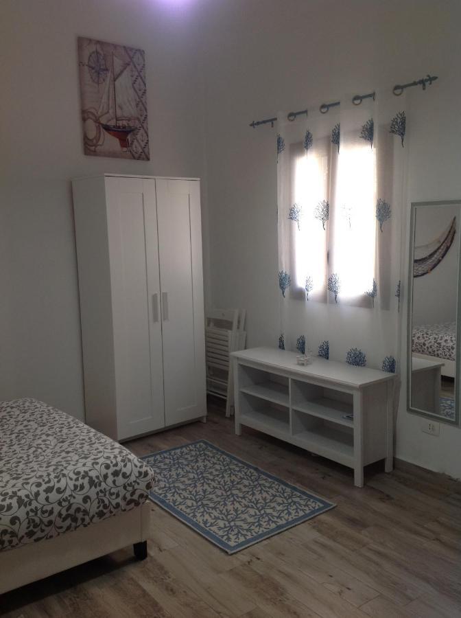 Blue Cottage Monolocale Centro Шака Екстериор снимка